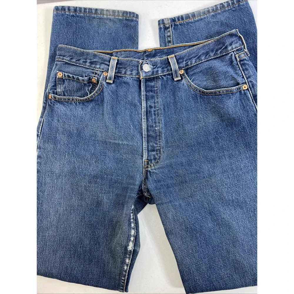 Vintage Levi's Men's 501 Button Fly Classic Blue Denim Jeans Size 34X34